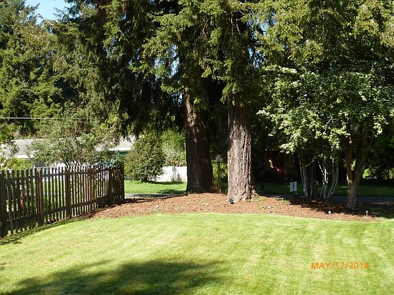 5th image of 1204 Quince St NE