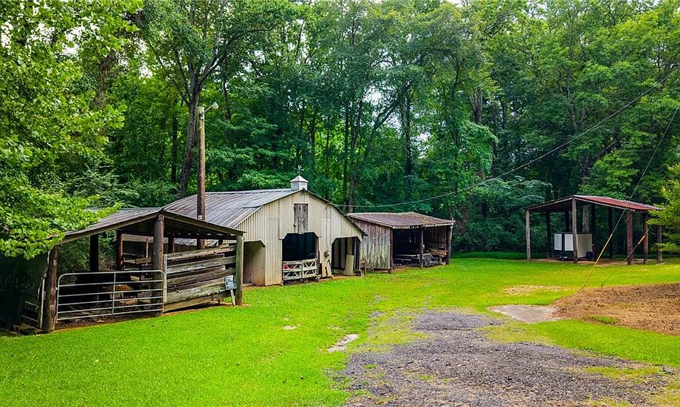 1st image of 273 Sewell Rd