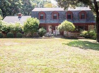 134 Fireside Ln, Camillus, NY 13031