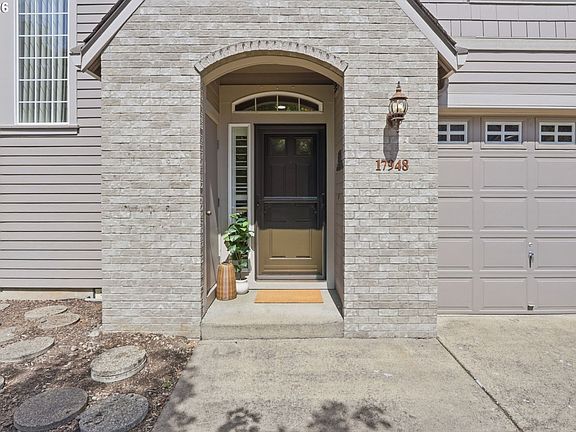 3rd image of 17948 SE 41st Loop