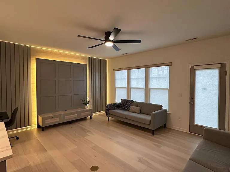 706 Denhoff Dr — Photo 24