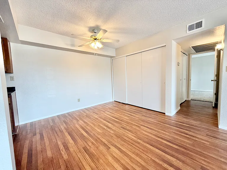 6480 N 82nd St #237 — Photo 5