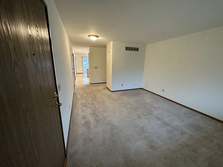 2051 Cliff Alex Ct S #3 — Photo 14