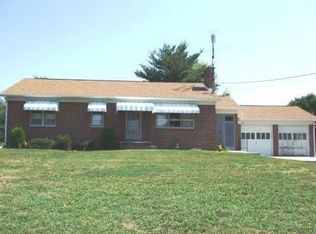 1445 Biglerville Rd, Gettysburg, PA 17325