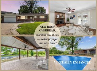 37 Cloverdale Dr, Saint Charles, MO 63304