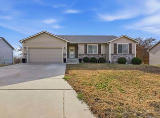 123 Prairie Meadow Rd, Saint George, KS 66535