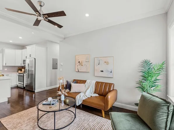 59 Lincoln St #B, Malden, MA 02148