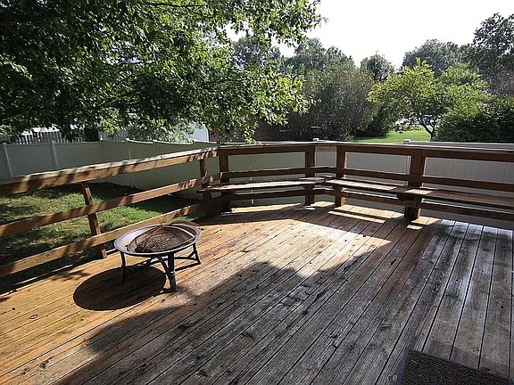2nd image of 2704 Runnymeade Dr