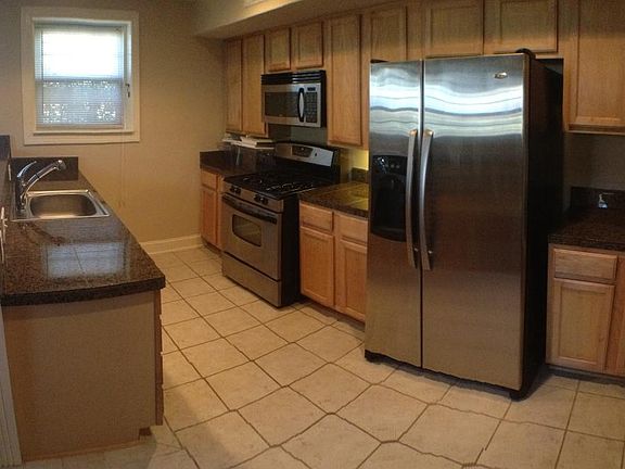 5th image of 3015 West Ave APT B1