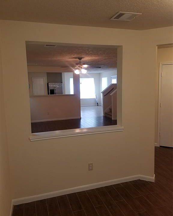 1st image of 310 Silky Leaf Dr