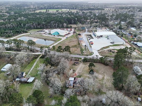 2nd image of 6471 Fm 1374 Rd