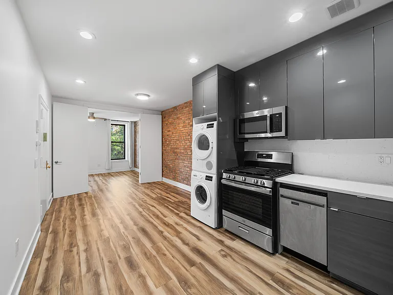 481 5th Ave #3L — Photo 7