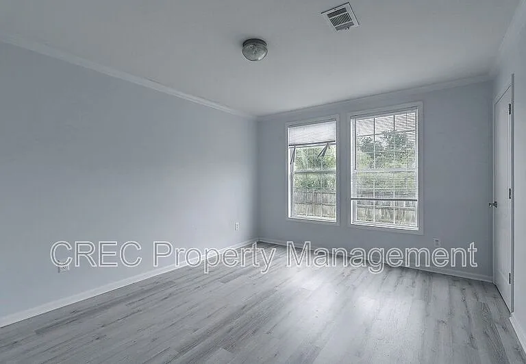 2533 Celestial Ct — Photo 16