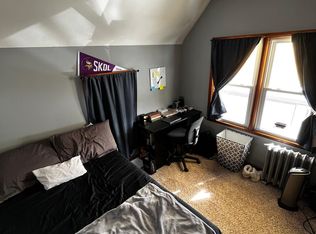 672 Surrey Ave #3, Saint Paul, MN 55106