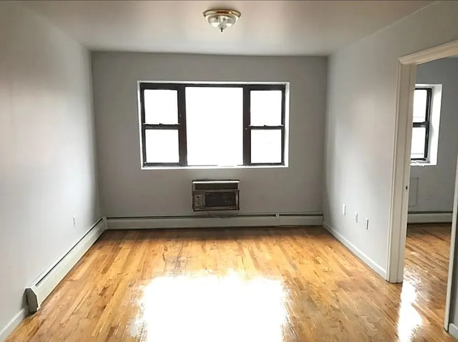 27 Stuyvesant Avenue — Photo 2