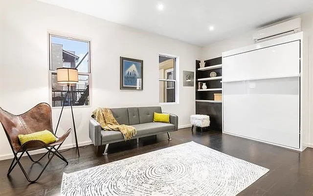 Studio, 1.0 bath, 450 sqft, $2,600 — Photo 2