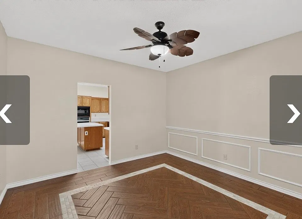 8305 Camden Ct