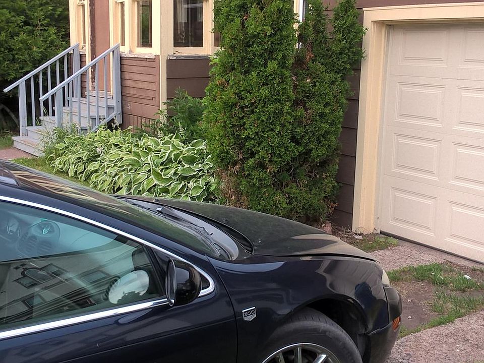 Lower unit parks in small garage