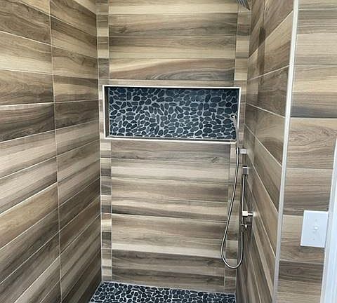 Fully renovated shower