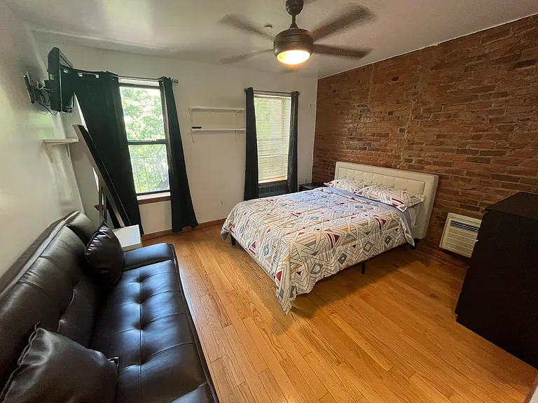 140 E 31st St #48 — Photo 1