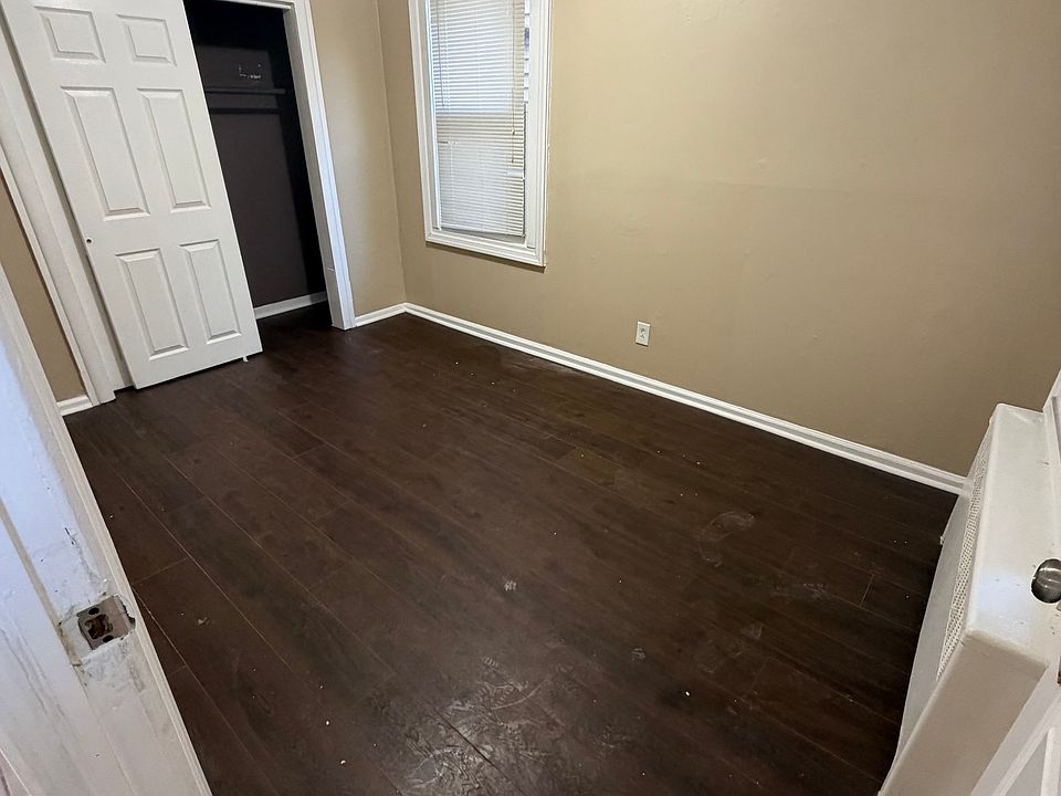 1st image of 68 4th St APT 1