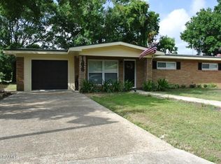 166 Eckart Dr, New Iberia, LA 70560