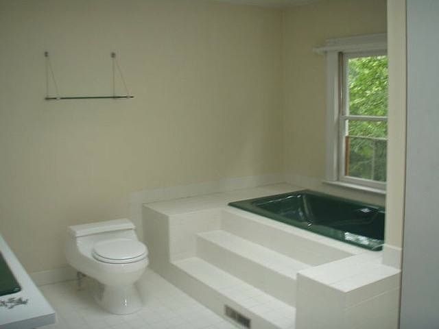 2 bowl vanity, tub and shower