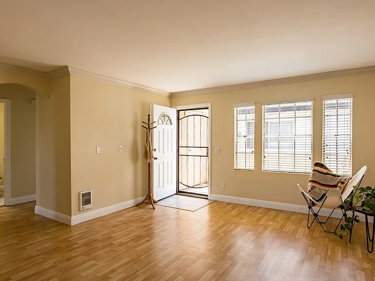 4327 Swift Ave #5 — Photo 10