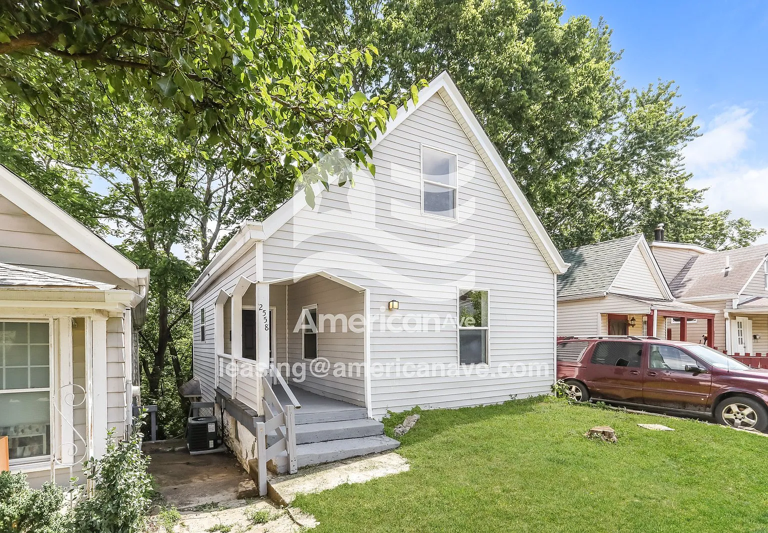 2 bed, 1.0 bath, 931 sqft, $1,072 — Photo 2