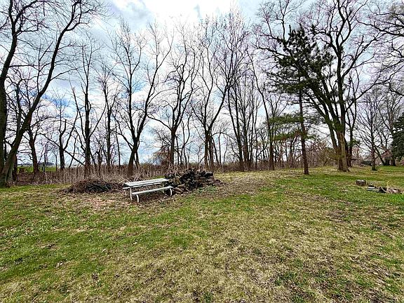 4th image of 5982 W Clare Rd