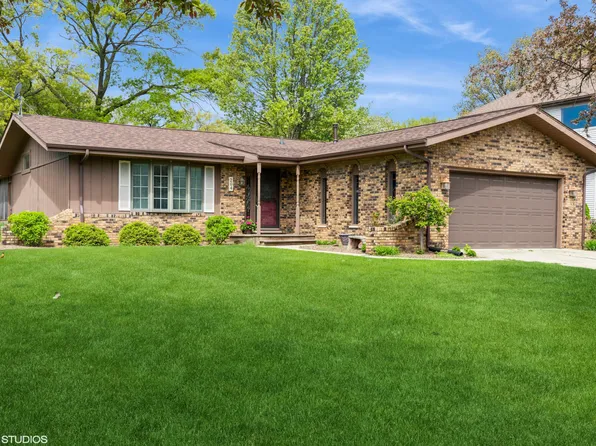 204 N Elgin St, Griffith, IN 46319