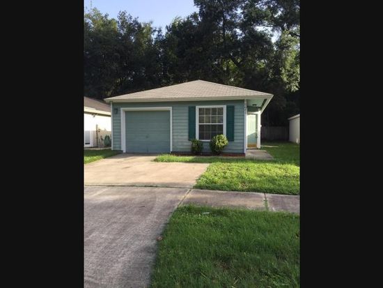 5641 Ellis Trace Dr, Jacksonville, FL 32205