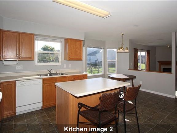 4th image of 2107 Fullmoon Ct