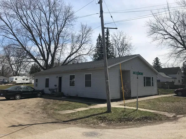 501 Maple St, Saint Louis, MI 48880