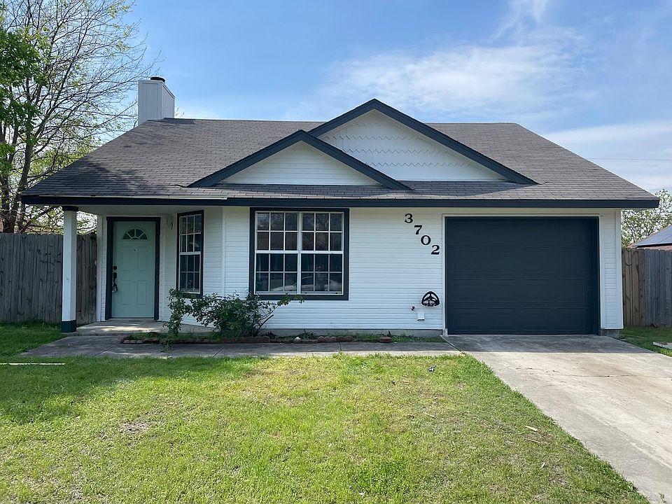 1st image of 3702 Daniels Dr