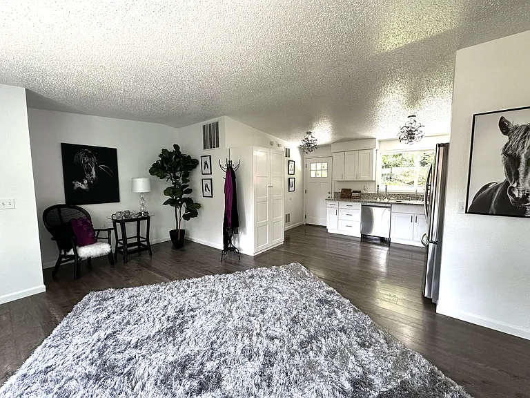 808 NE Garrison St — Photo 22