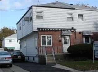 1233 E 104th St, Brooklyn, NY 11236