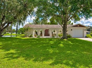 1216 Angela Maria Rd, Sarasota, FL 34243