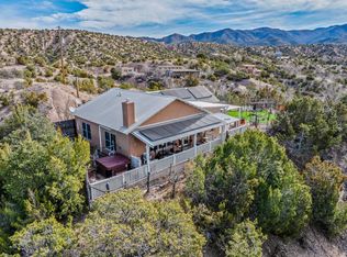 2 Vista Del Cuervo, Santa Fe, NM 87506