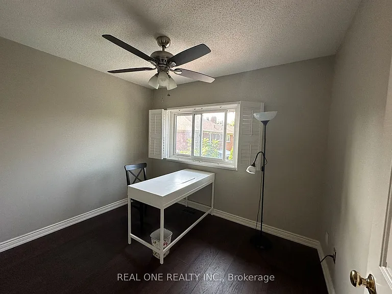 3944 Glamis Ct — Photo 13