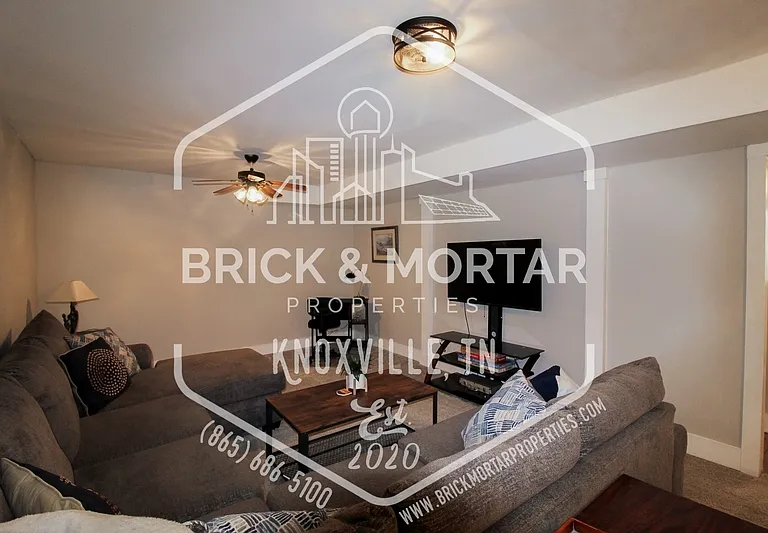503 Busbee Rd — Photo 24