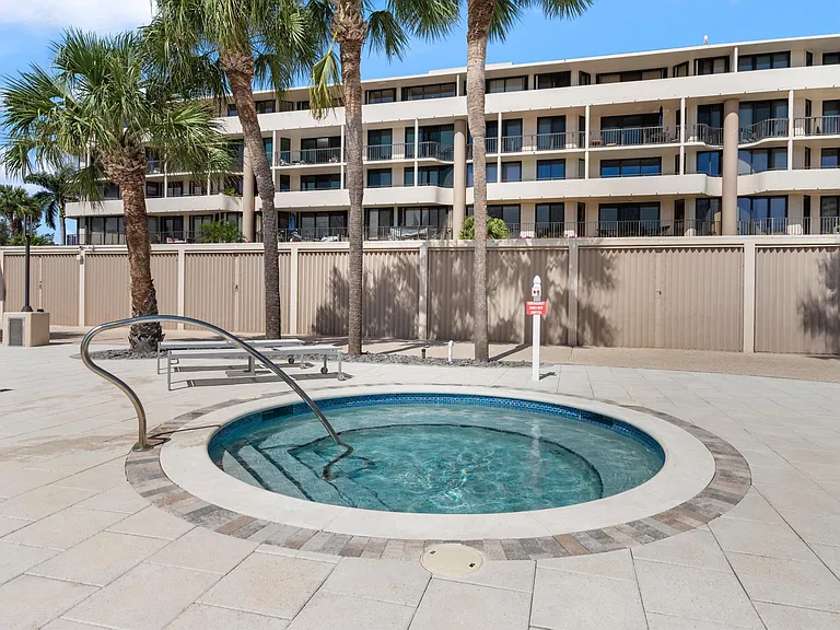 1401 S Ocean Blvd #1010 — Photo 31