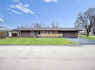 735 Cooper Ct, Genoa, IL 60135