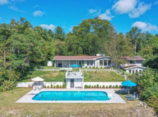 55811 Davis Ln, Dowagiac, MI 49047