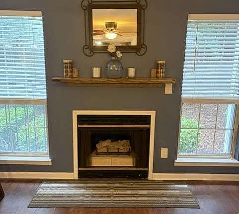 5th image of 416 Granville Ct