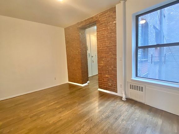 3rd image of 1229 1st Ave #10D