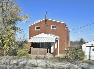 611 Hill St, Duquesne, PA 15110