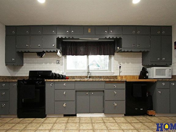2nd image of 316 Elm St