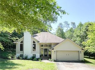 308 Buckthorn Ct, Otisco, IN 47163