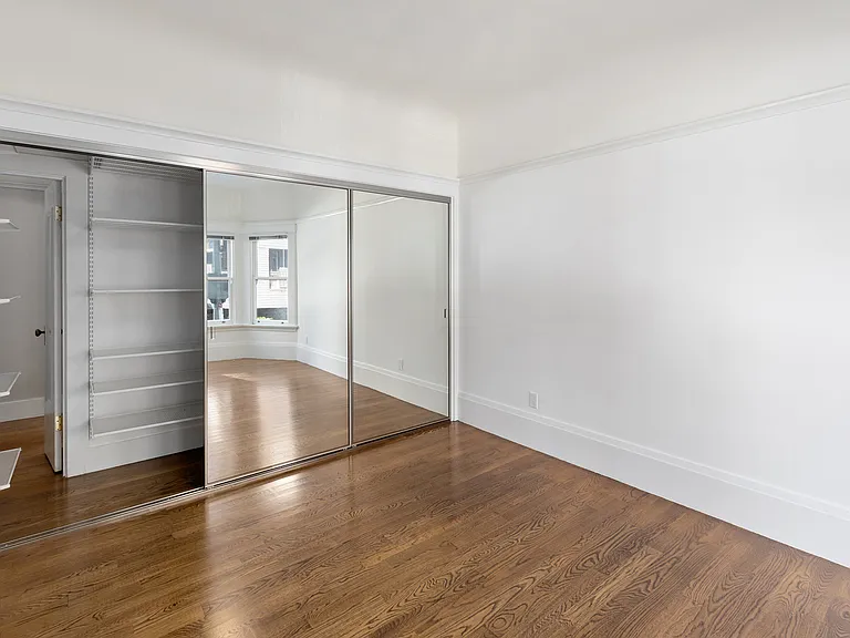 929 Pine Street — Photo 17